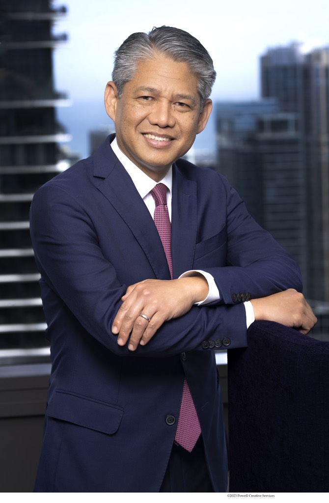 CU Business Leader of Color - Gil Quiniones